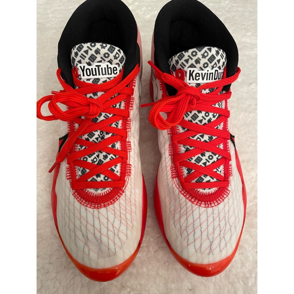 Nike KD 12 Youtube shoes. Size 8.5 Mens